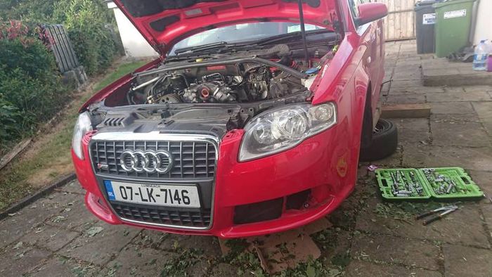 Audi a4 b7 sline bumper fog lamp grills. Spot lights double din GPS radio 3 spoke steering wheel armrest seats turbo glove box rear ashtray twin exhaust parts breaking
