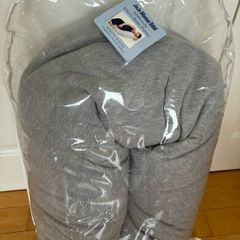 Jojo Maman pregnancy pillow