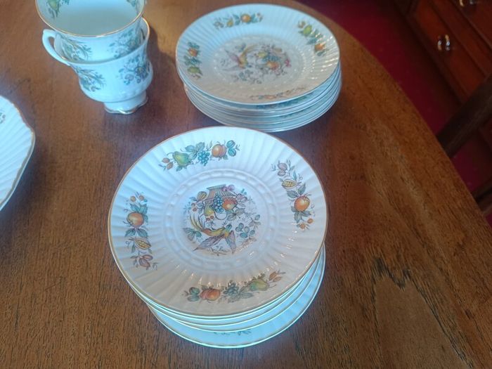 Set of Royal Tara Fine Bone China - Bird and Fruit pattern