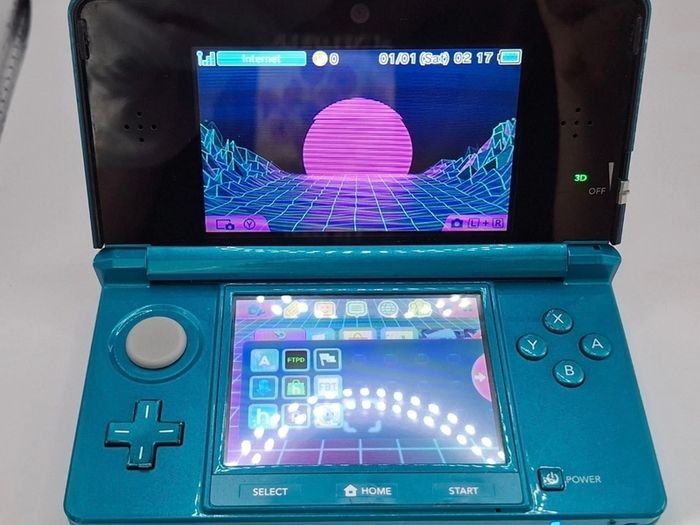 Nintendo 3DS Aqua Blue Console With Charger, SD Card, Battery & Stylus Region Free Modded