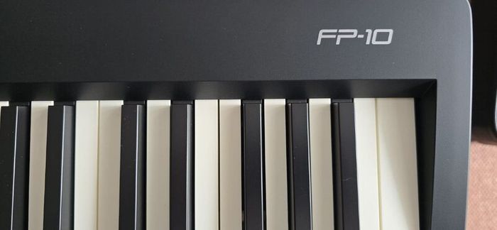 Piano Roland Fp-10