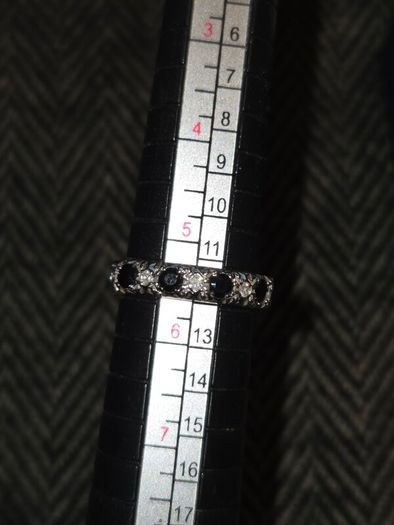 9ct Gold Sapphire and Diamond Ring