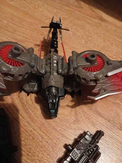 Transformer DOTM Laserbeak