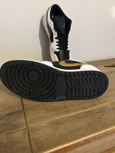 Nike Air Jordans Low