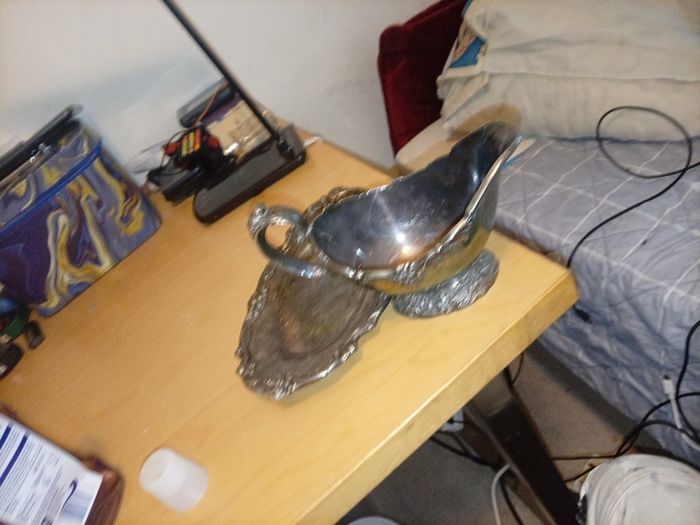 Reed&Barton silver p. Gravy Boat / Sauce Boat with Attached Underplate