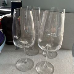 Free wine glasses