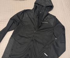 Monterrain Black Zip Up Hoodie Youth XL