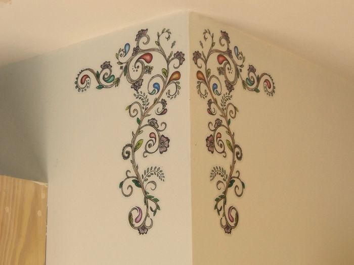 Jacobean design wall decal/sticker/art transfer vintage girl's room border trim