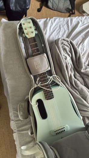 Guitar Lava Me touch Smart