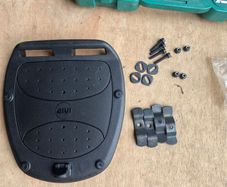 Universal Givi Monolock Plate with hardware NEW