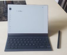 Remarkable 2 10.3" Tablet + Keyboard folio + Marker pen plus (with eraser)