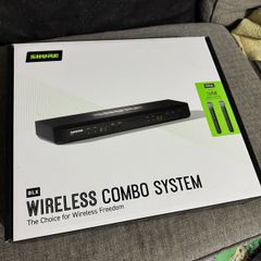 Shure BLX288E/SM58-M17 Wireless Combo System