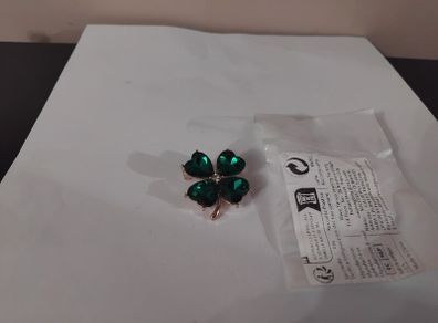 paddys day shamrock  brooch new