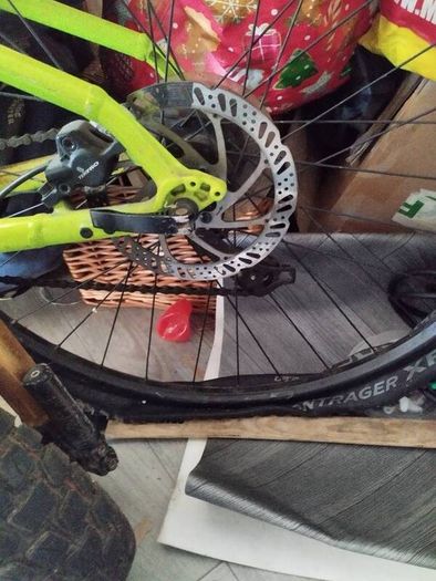 Trek bike in great condition small rip on the saddle otherwise perfect