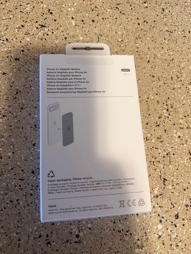 Apple iPhone Air MagSafe charging battery pack