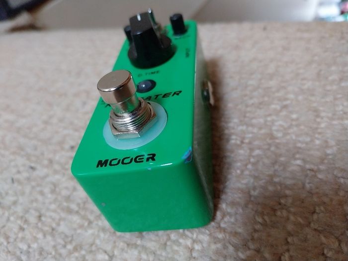 mooer digital delay pedal