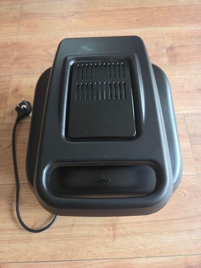 Russell Hobbs Satisfry Air & Grill Multi Cooker, Barely used, Great condition