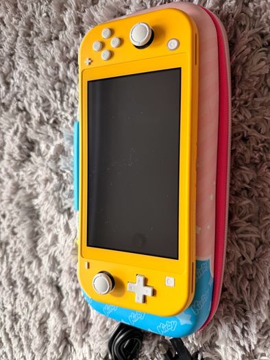Nintendo Switch Lite Yellow | Modded | 128GB SD Card | Ready to Play
