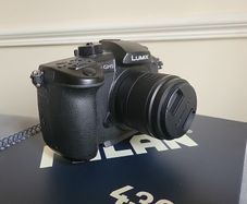Panasonic Lumix GH5+ Lens x2