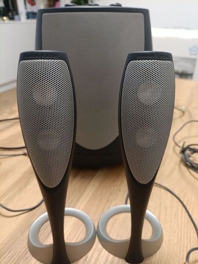 Harman Kardon Champagne Hk695 01 Multimedia 2.1ch Computer Speaker System