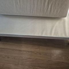 Trundle bed