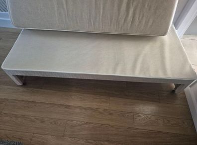 Trundle bed