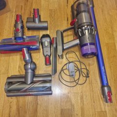 Dyson V11 Absolute
