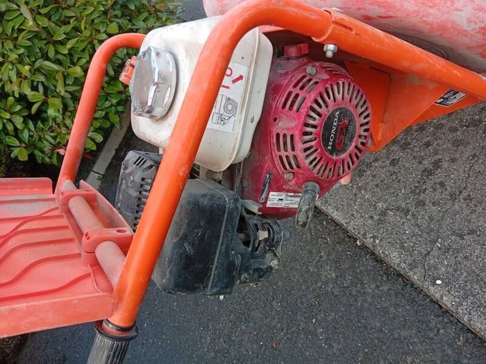 Bell petrol mixer