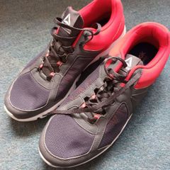 Reebok brand new  size 11 running shoes