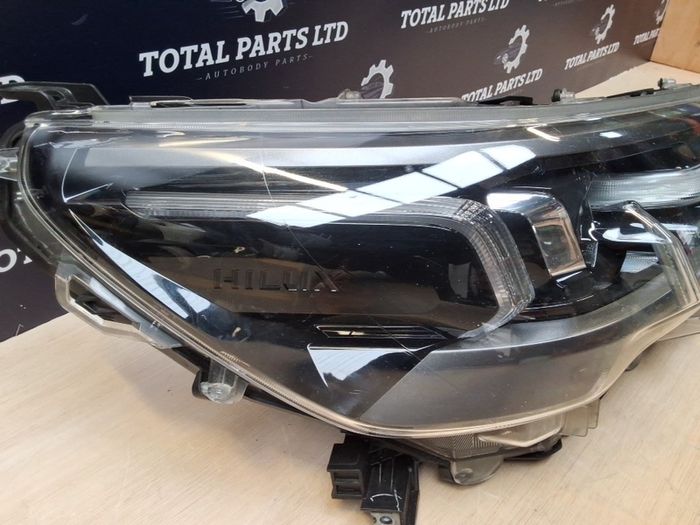 Toyota hilux 2020-on headlight