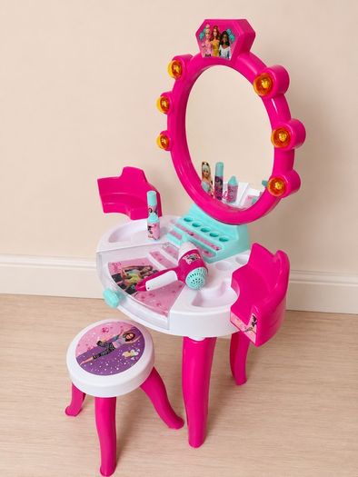 Barbie vanity table