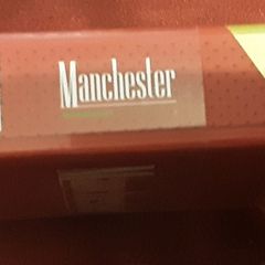 empty man united cigarette box