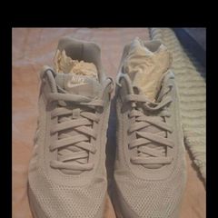 Nike runners