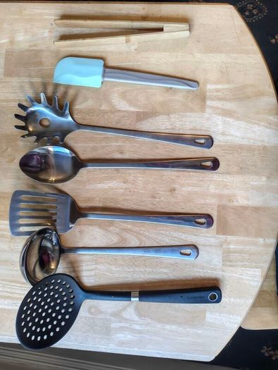 Kitchen utensils