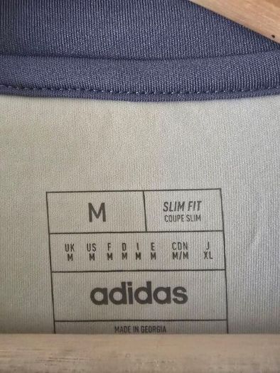 Football shirts (10 shirts all size M)