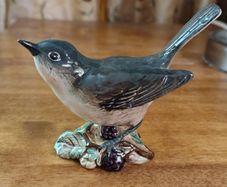 Vintage Beswick "Whitethroat" wild bird porcelain figurine