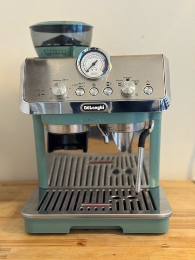 DeLonghi Coffee Machine