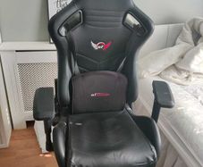 GT Omega - Gaming Chair