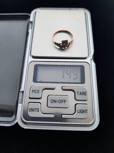 Claddagh ring 9ct gold