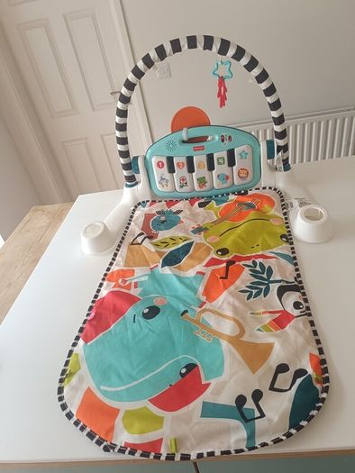 Flow and grow baby mat