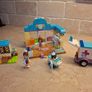 Lego Juniors, Mia's Vet Clinic Image 3