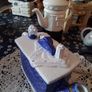 The Manor House Novelty Teapot Image 2