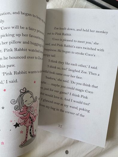 Isadora Moon by Harriet Muncaster Bundle of two kids books