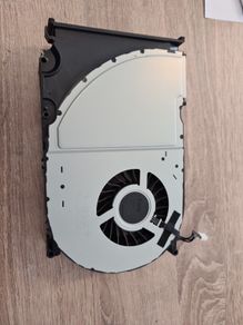Xbox one X fan assembly