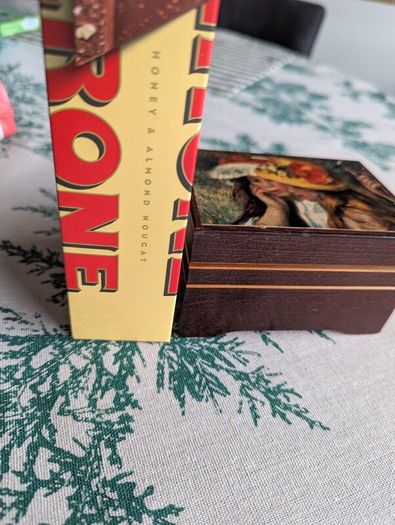 Reuge swiss music box