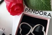 New genuine pandora heart earrings