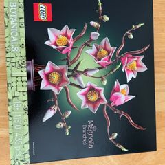 Lego magnolia branches