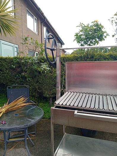 large catering barbeque Ideal for the summer can cook a lot of food at the same time