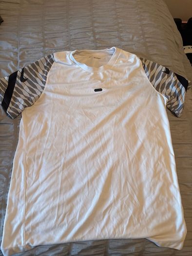 26 items of large Nike gym wear