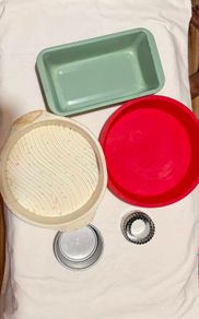 Cake Baking Tins & Cookie Cutters
